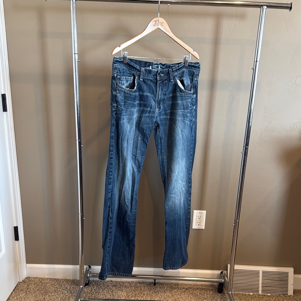 Men’s Helix Slim Boot Jeans. Size 34/34. Worn in pockets, see pictures.